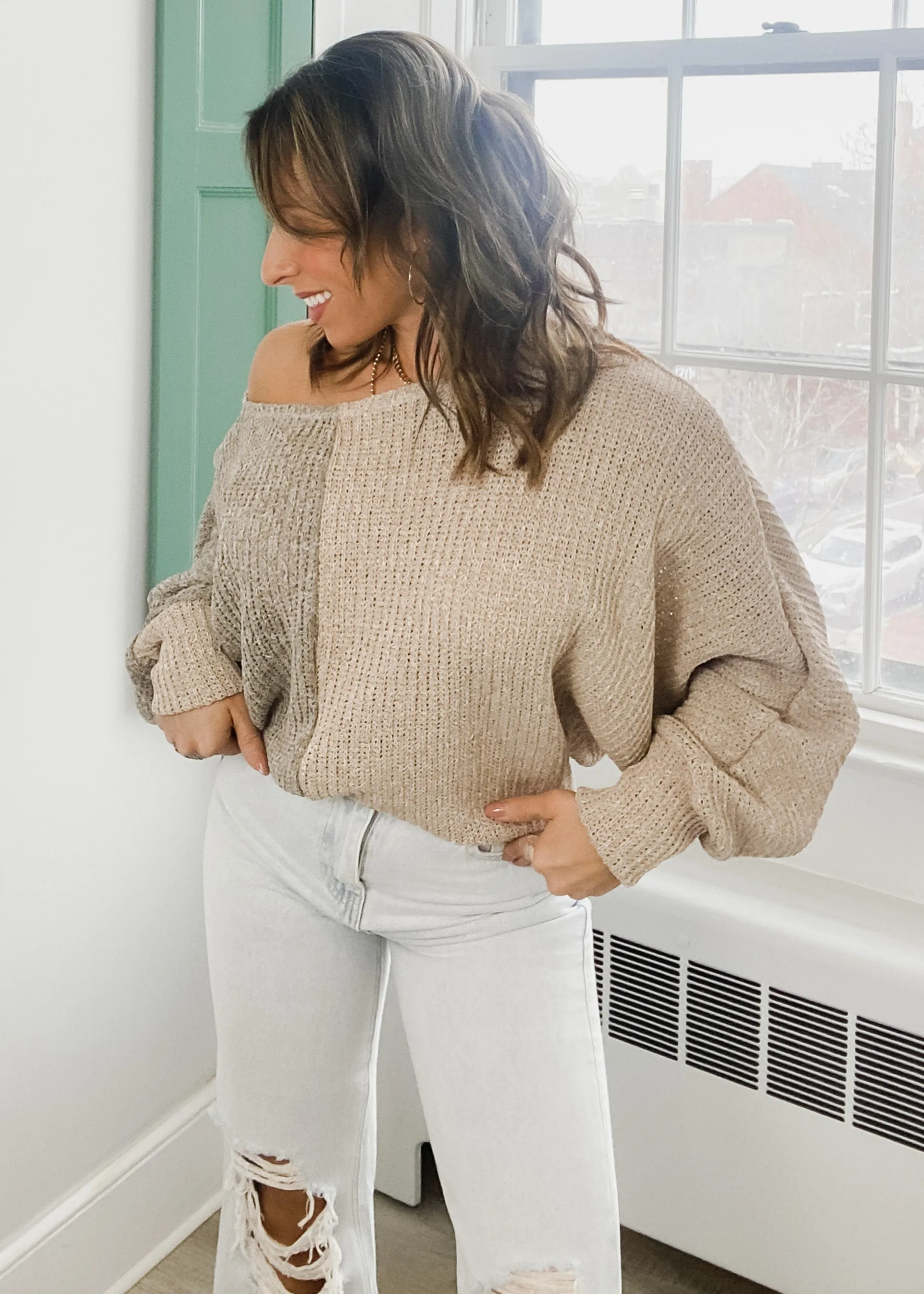 *COLOR BLOCK LIGHT KNIT SWEATER TAUPE/GREY COMBO