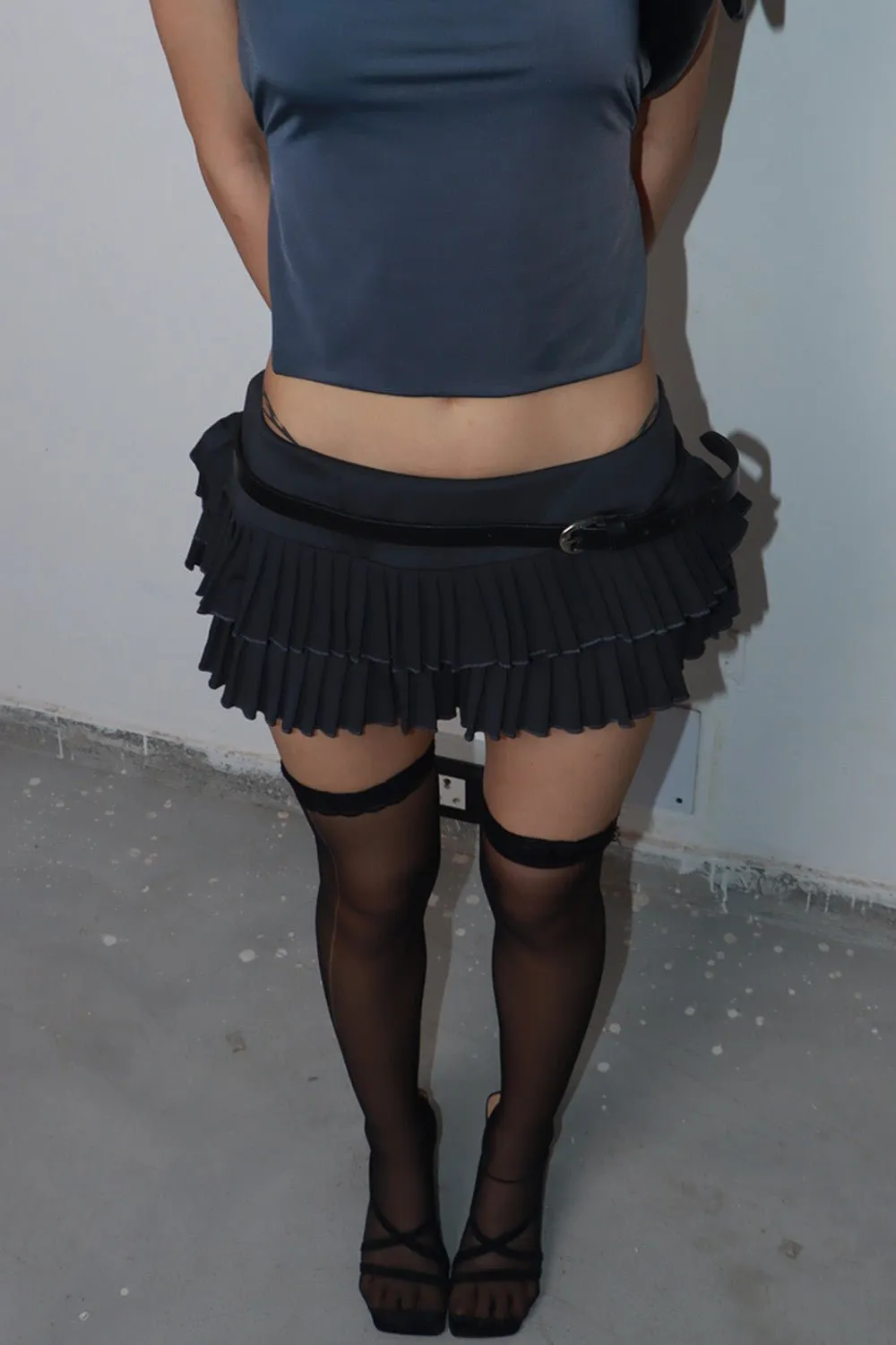 Grey Chilling mini Skirt