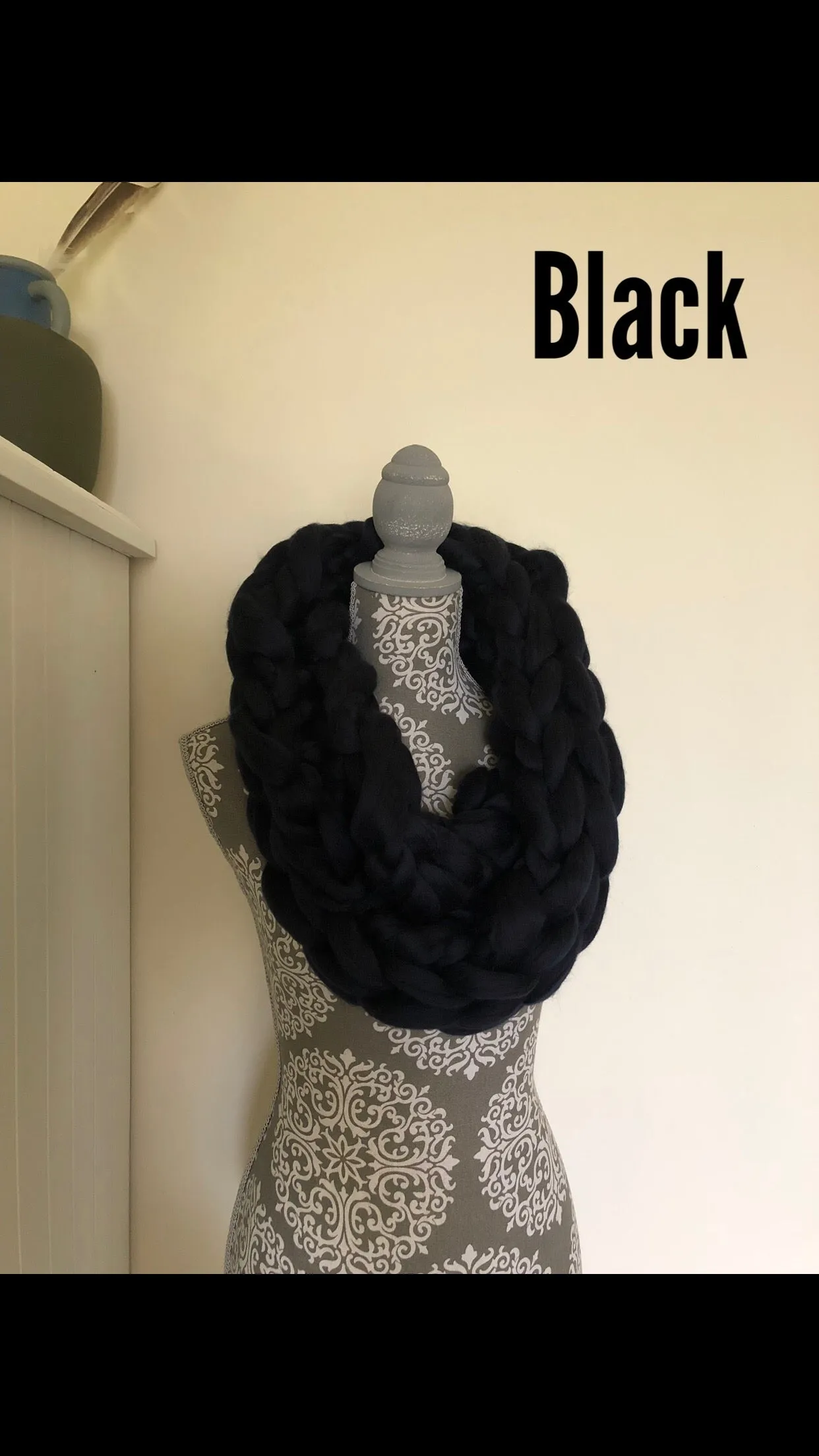 Super chunky infinity scarf